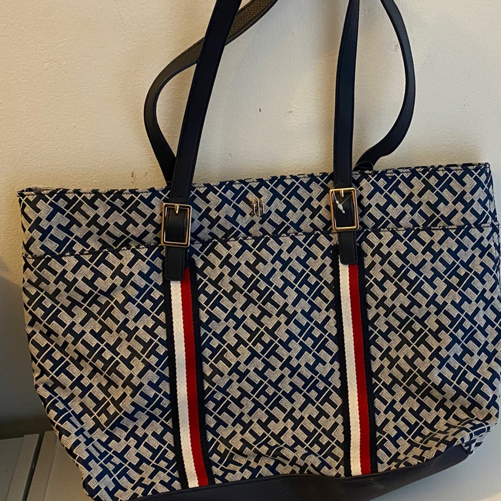 Tommy Hilfiger Stylish Blue and White Tote Bag